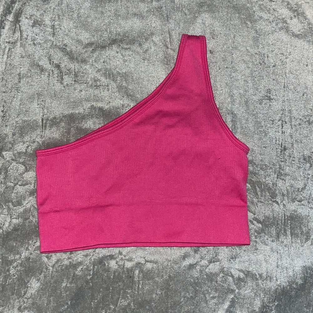 One shoulder pink top or bra for gym or any occasion